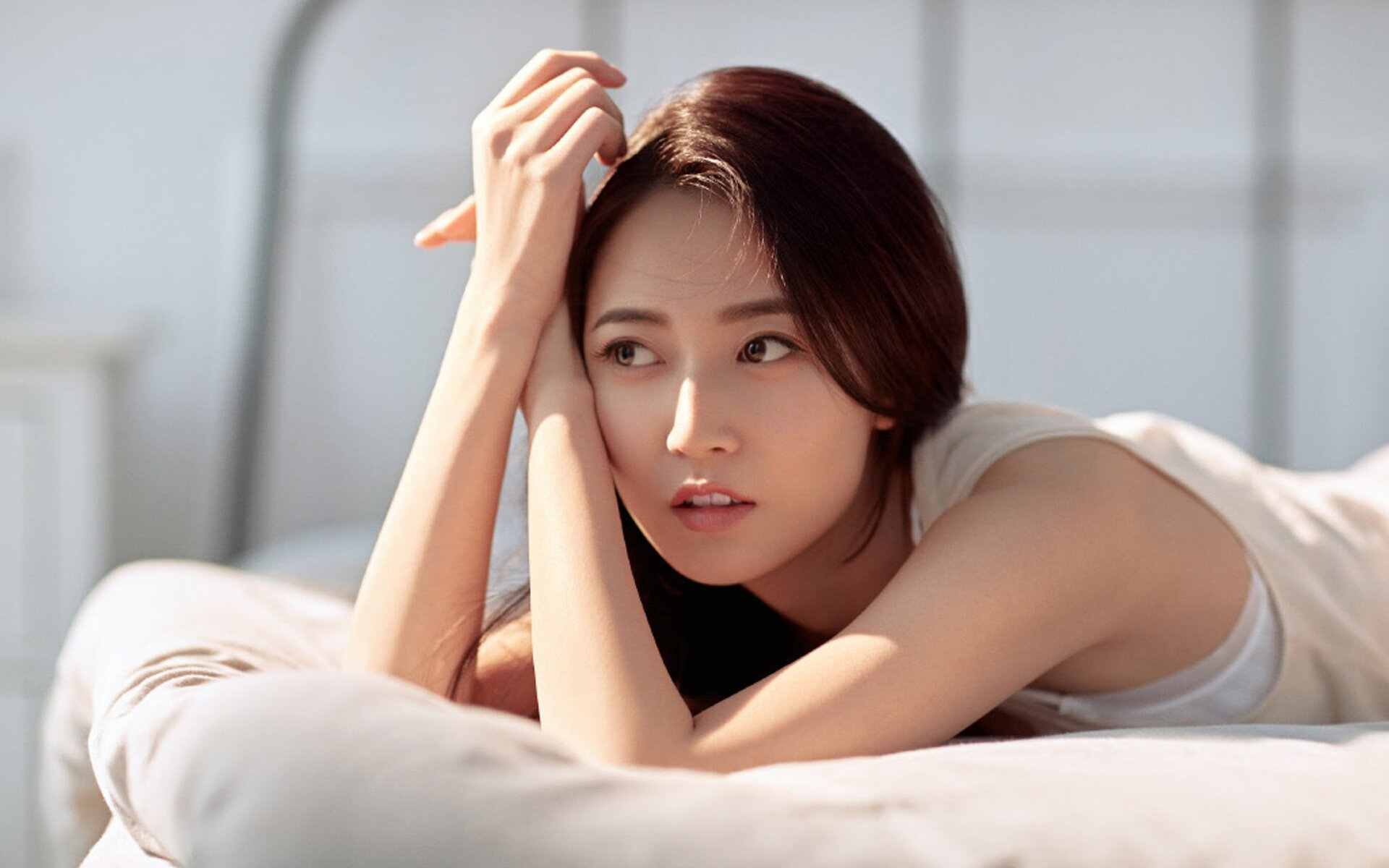 AYX SPORTS-约翰·恩多耶-布鲁阿尔刷新个人最佳纪录，约翰多恩的布道词