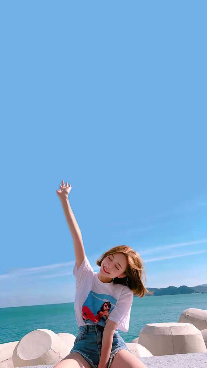 爱游戏在线登录入口-训练营中加入跳绳平衡跑等基础动作提高身体协调性，平衡绳连续跳