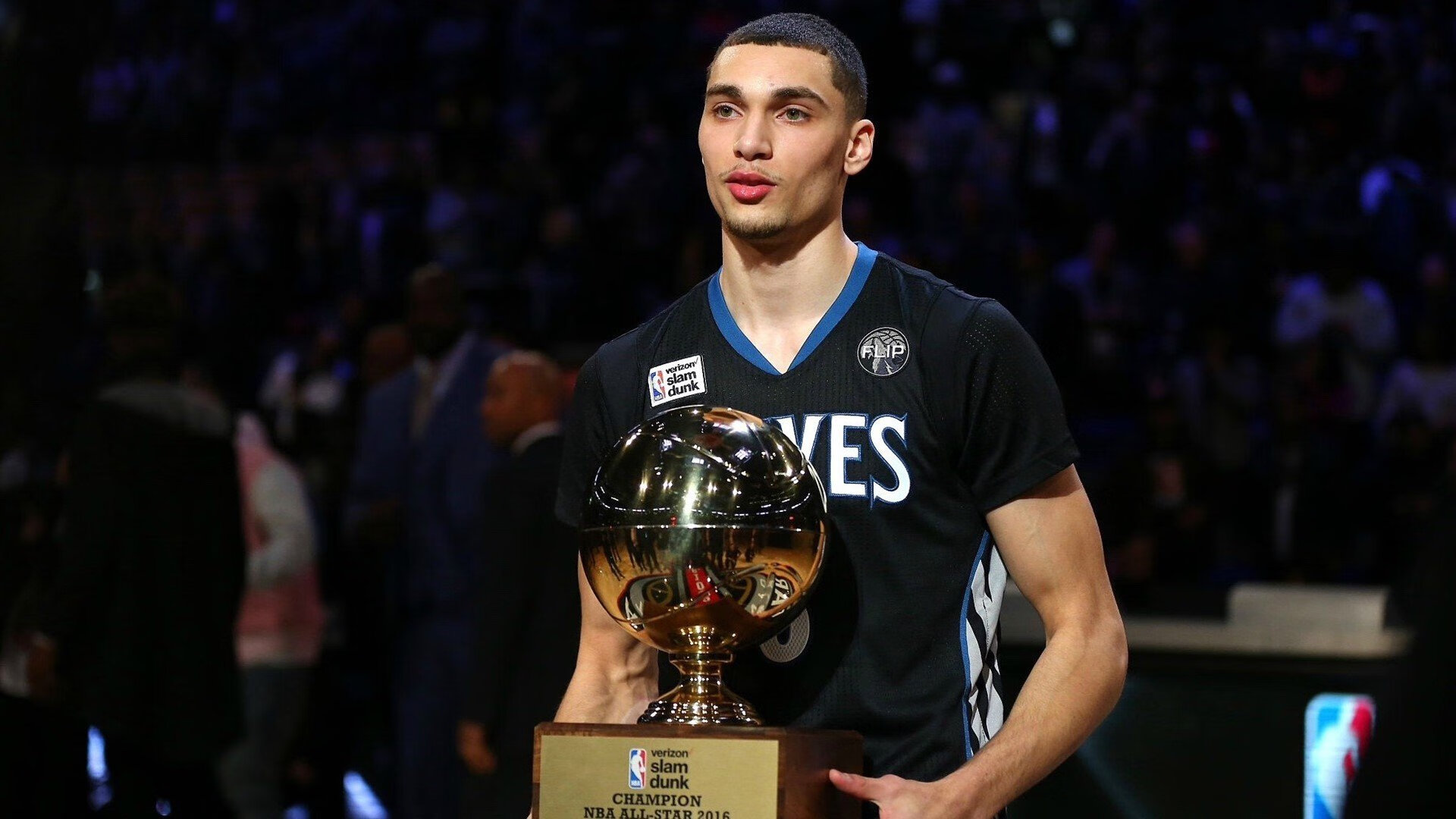 赛事志愿者招募火热进行，志愿服务提升体验，赛场志愿者服务